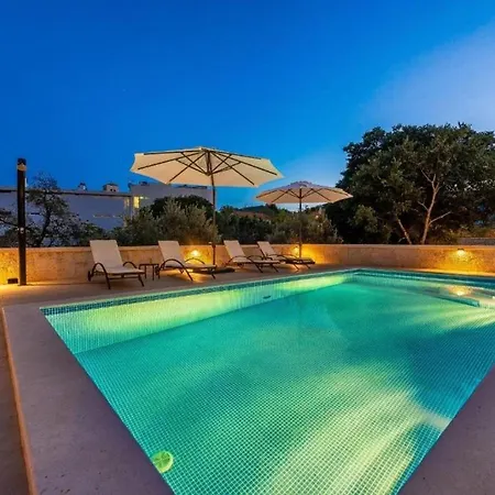 Apartment Darko - 100M From Sea Apartment *