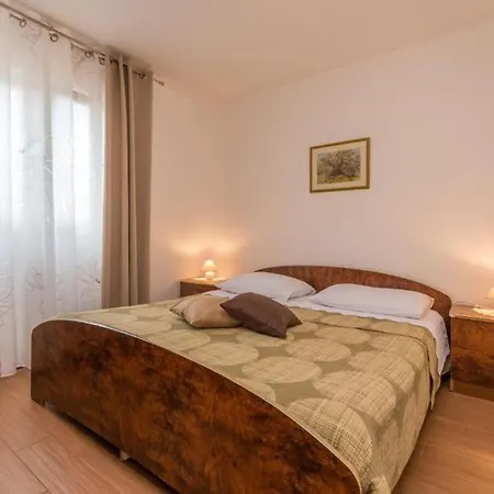 Apartamento Apartment Darko - 100M From Sea *