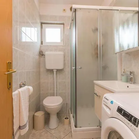 Apartment Darko - 100M From Sea Apartamento Sali